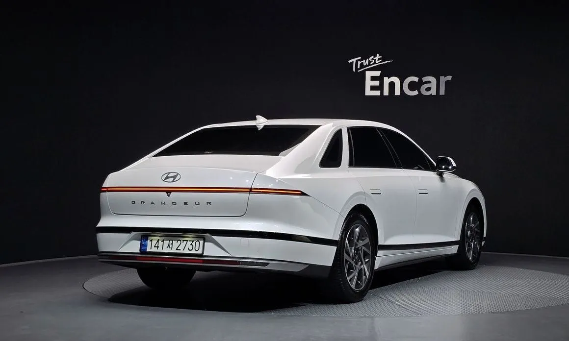 Hyundai Grandeur 2023 из KR, фото 7