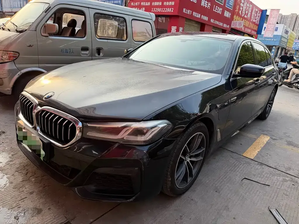 BMW 5 Series New Energy — фото 1