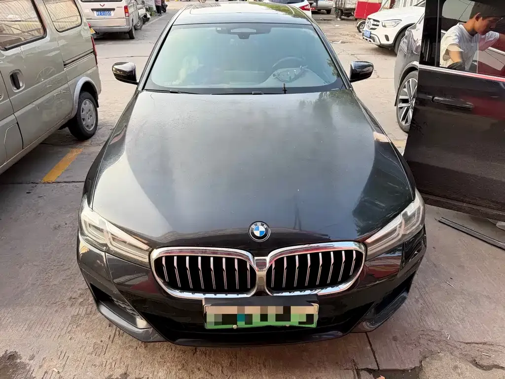 BMW 5 Series New Energy — фото 2