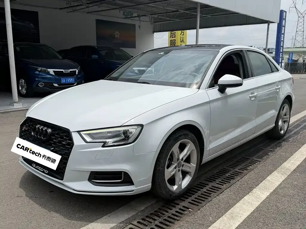 Audi A3 — фото 1