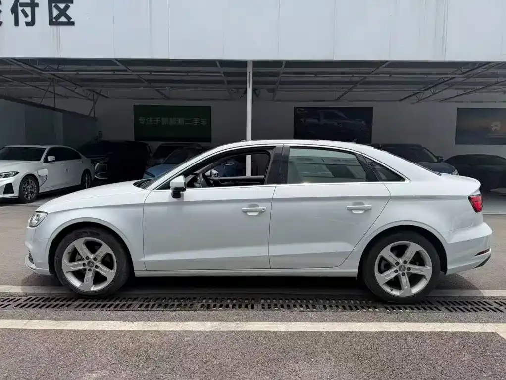 Audi A3 — фото 2