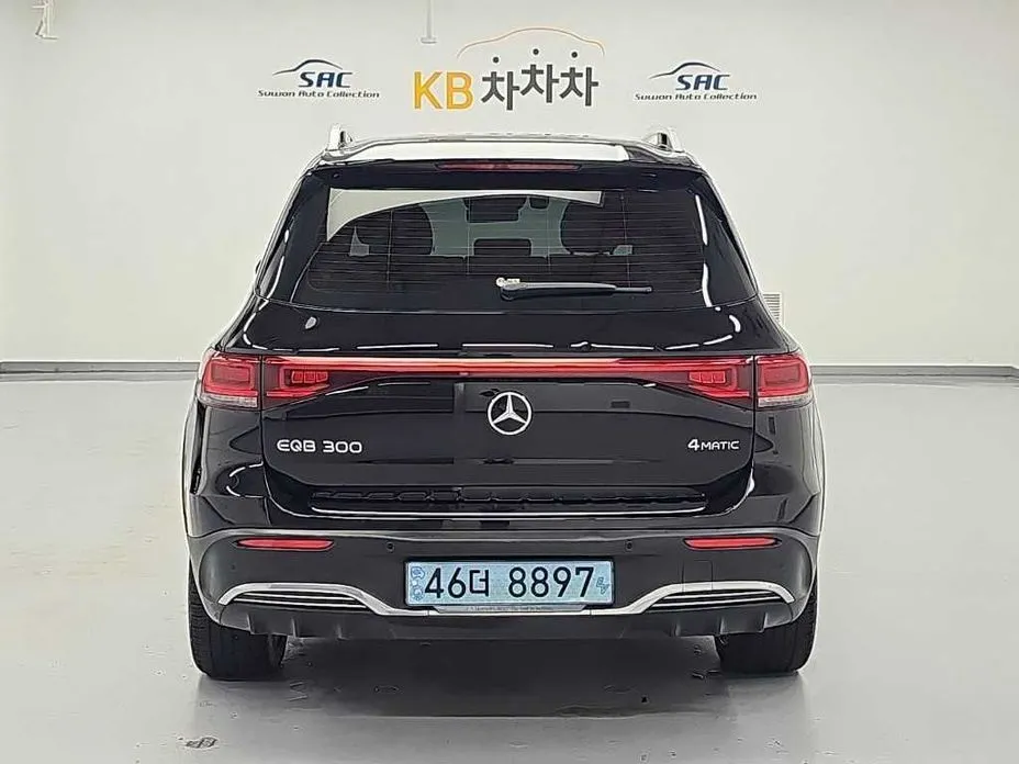 Mercedes-Benz EQB — фото 2