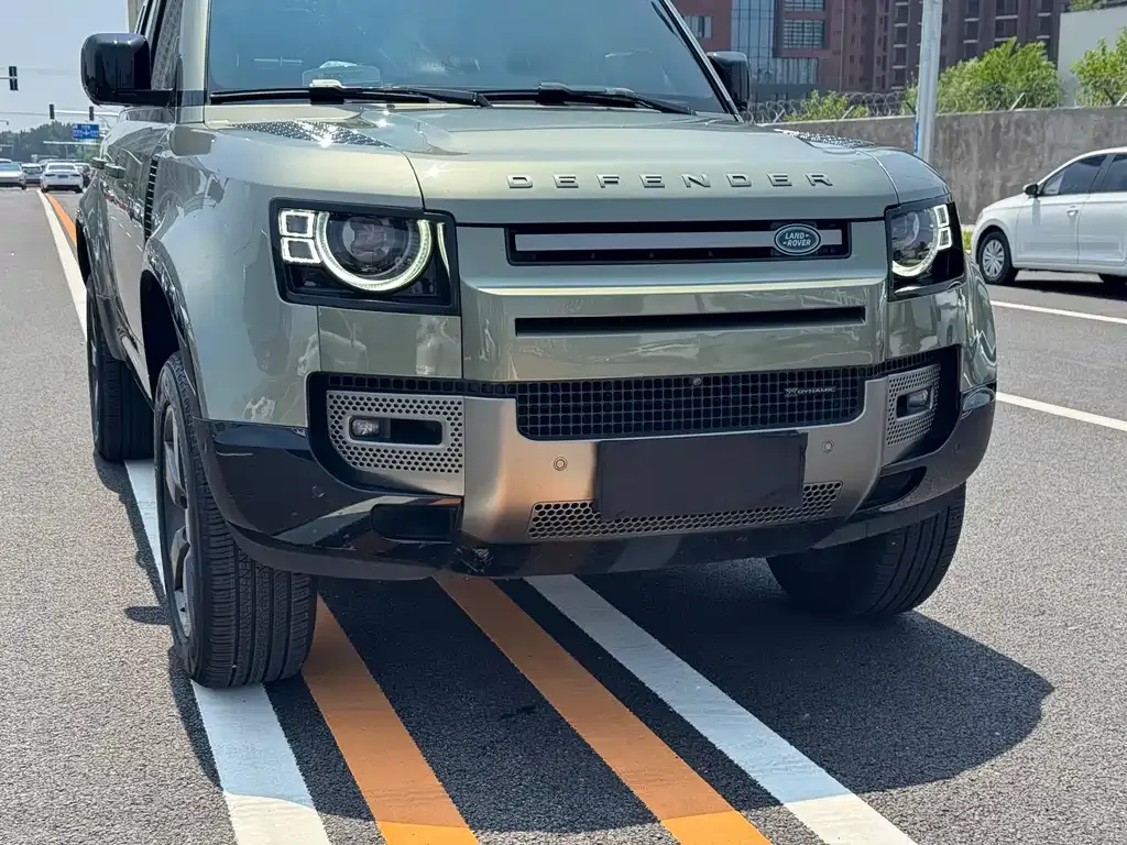 Land Rover Defender — фото 3