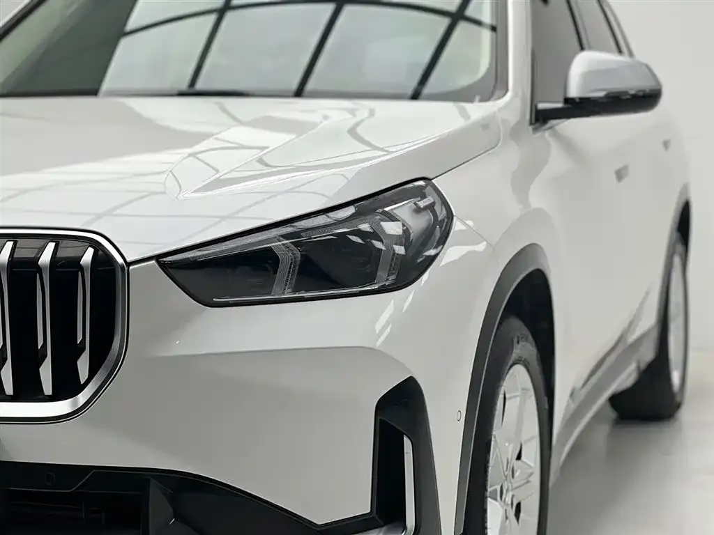 BMW X1 — фото 3