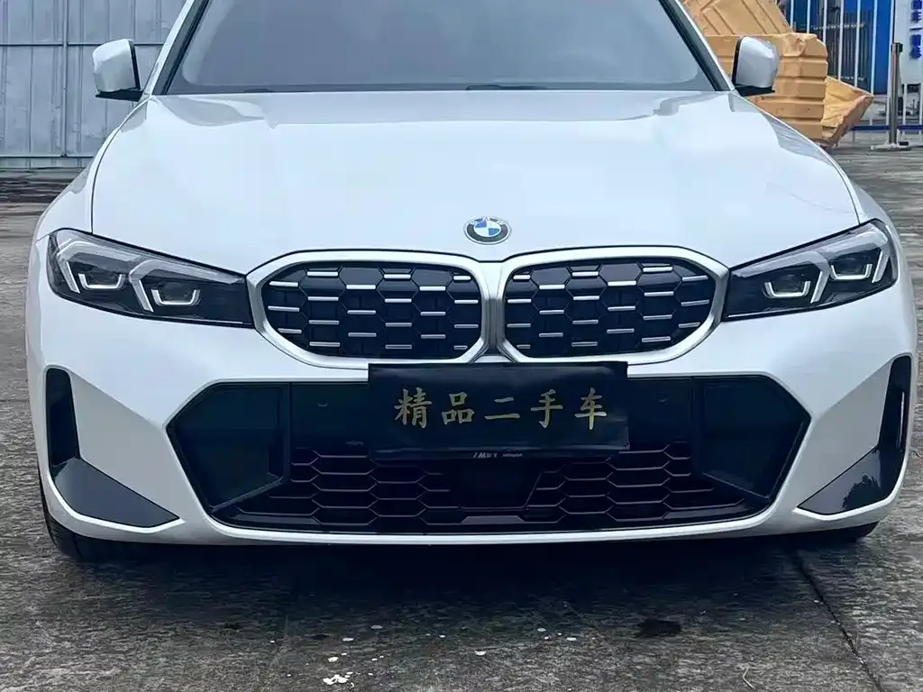 BMW 3 Series — фото 1