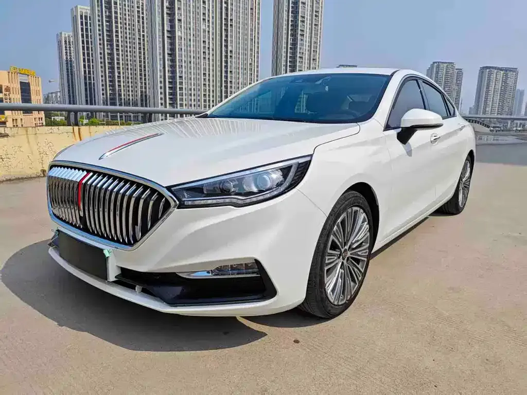 Hongqi H5 — фото 1