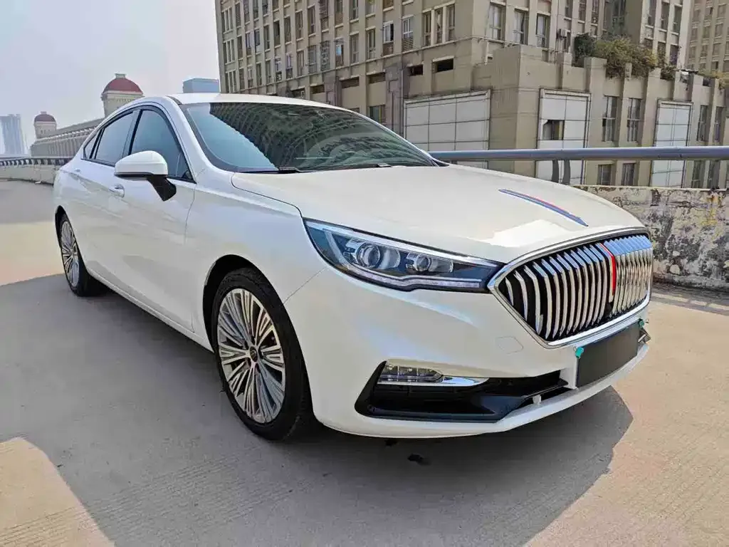 Hongqi H5 — фото 2