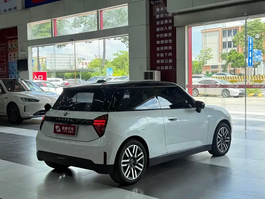MINI Cooper EV 2025 из CN, фото 4