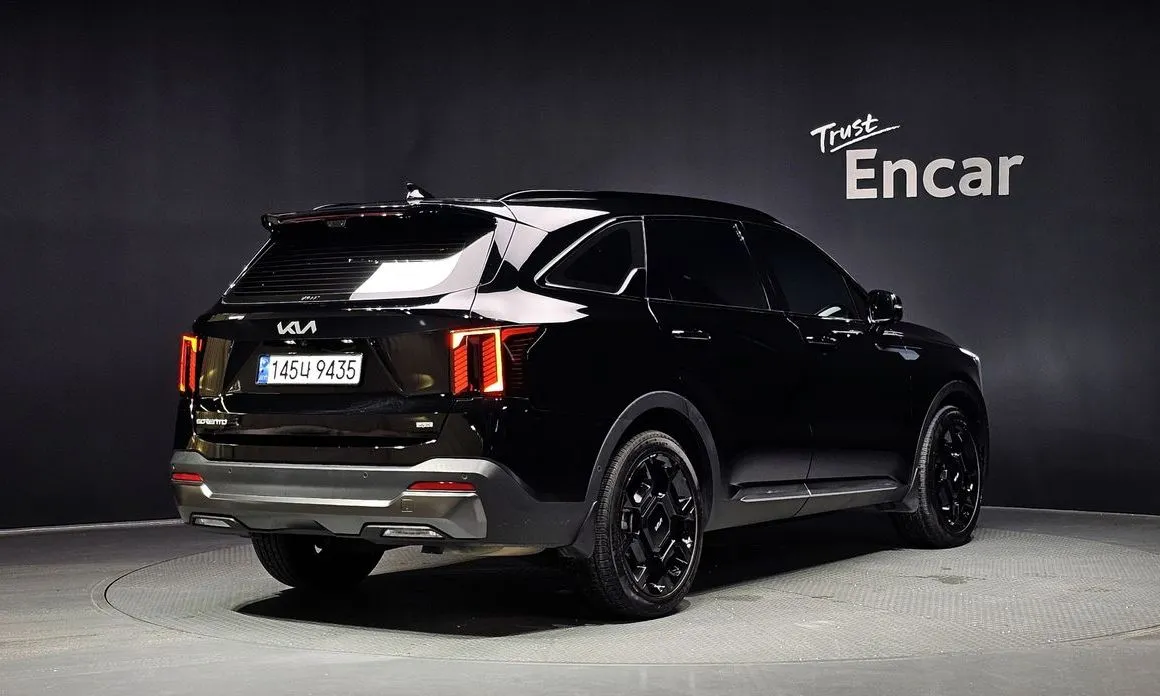 Kia Sorento — фото 6