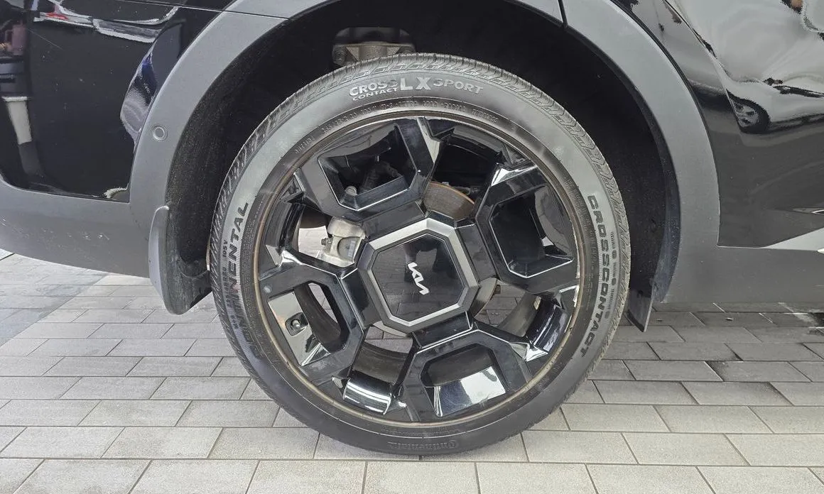 Kia Sorento — фото 9