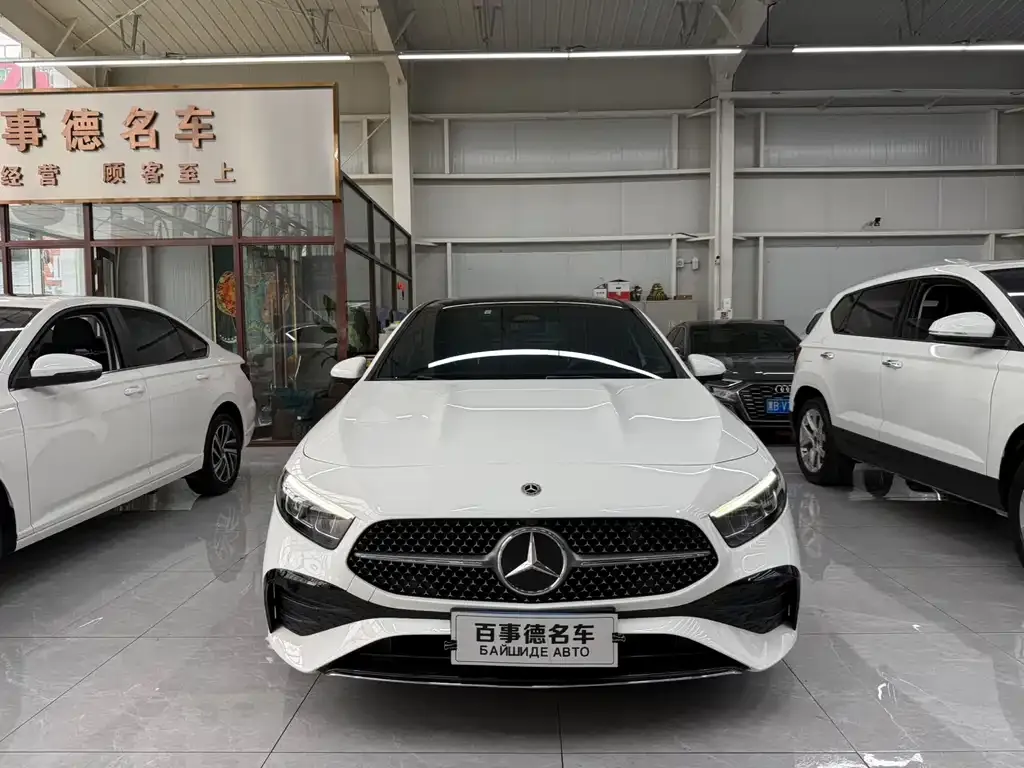Mercedes-Benz A-Class — фото 10