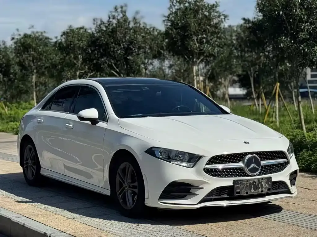 Mercedes-Benz A-Class — фото 6