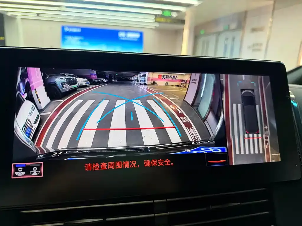 Lexus LM 2021 из CN, фото 2