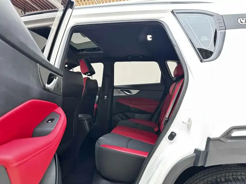 Changan CS35PLUS — фото 10