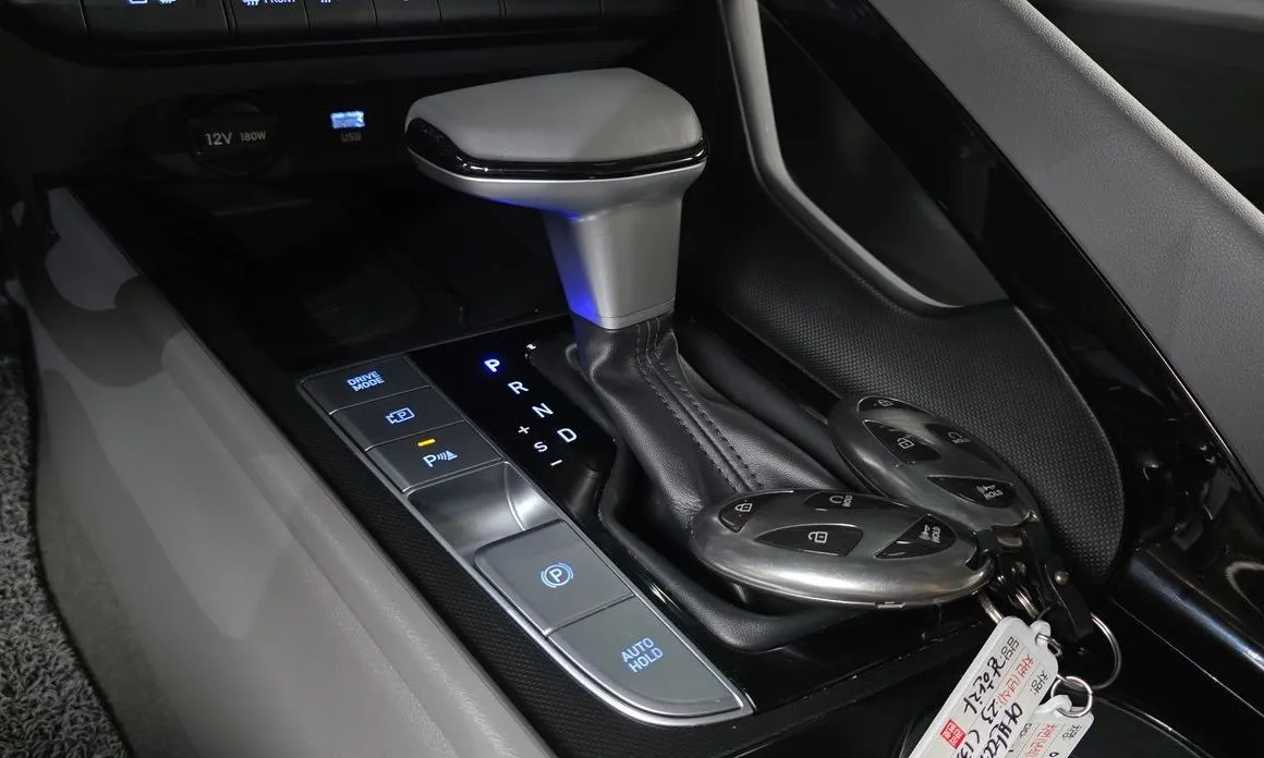 Hyundai AVANTE — фото 2