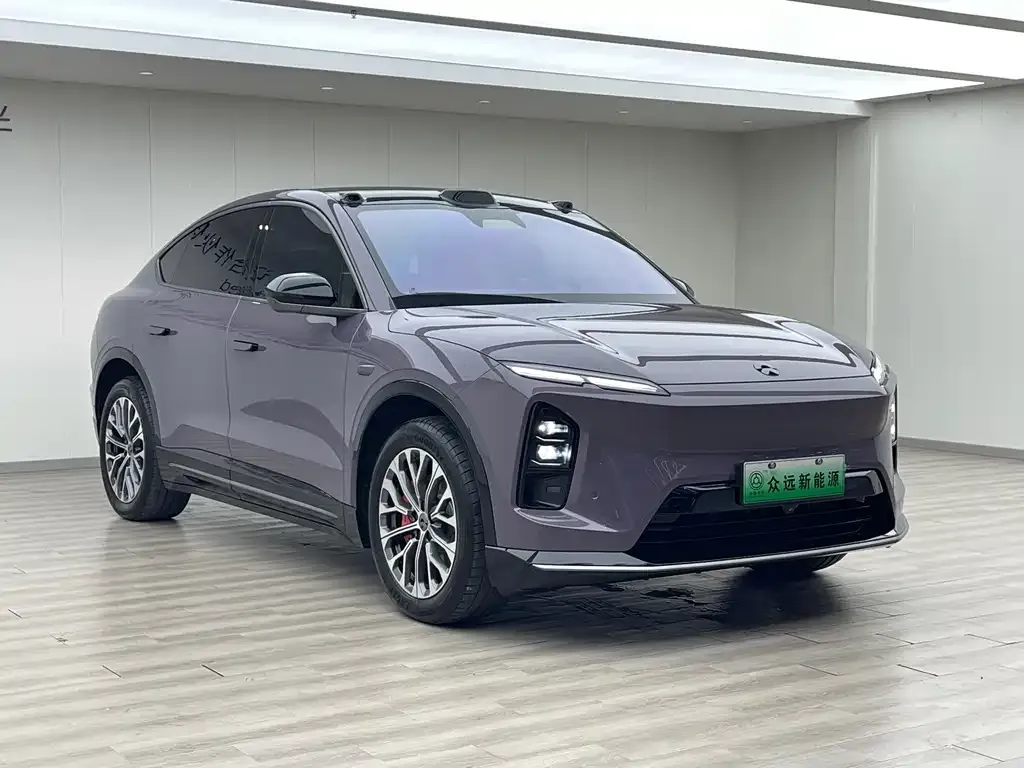 NIO EC6 — фото 9