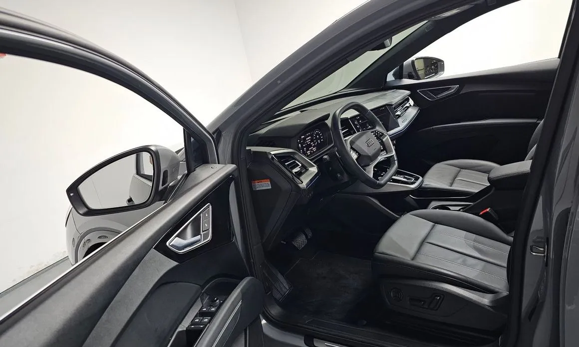 Audi Q4 e-tron 2023 из KR, фото 10