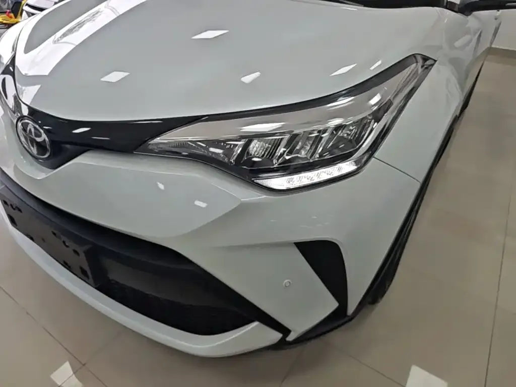 Toyota C-HR 2022 из CN, фото 2