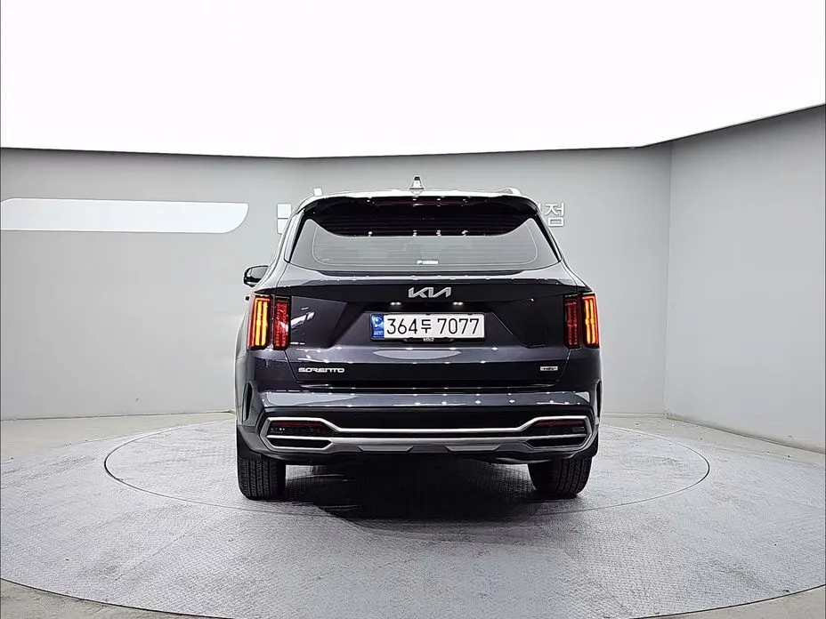 Kia Sorento — фото 9