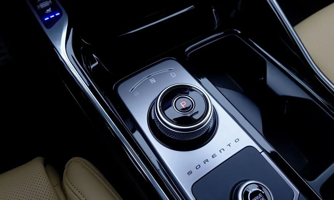 Kia Sorento — фото 3