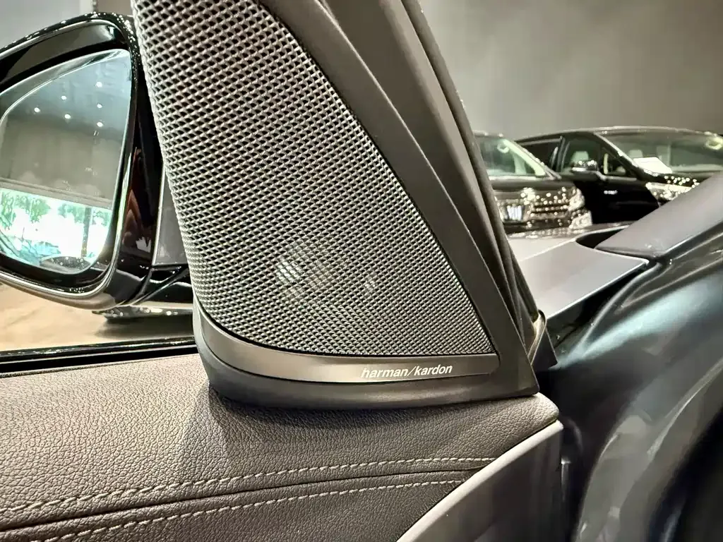 BMW 5 Series (Import) — фото 10