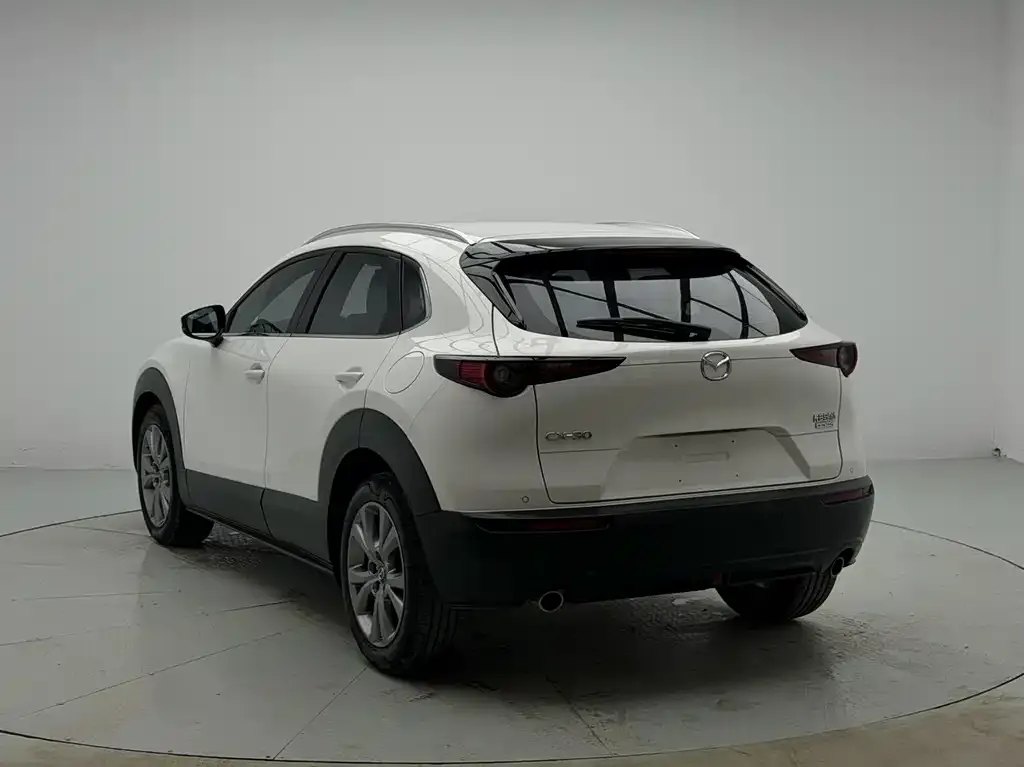 Mazda CX-30 — фото 6