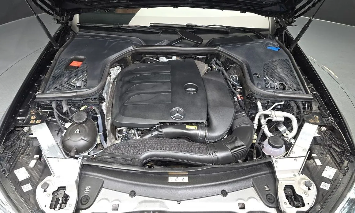 Mercedes-Benz E-Class 2021 из KR, фото 8