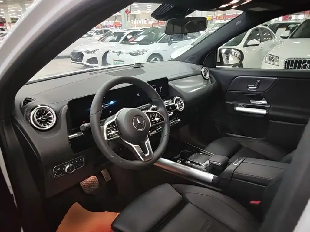 Mercedes-Benz GLA — фото 5