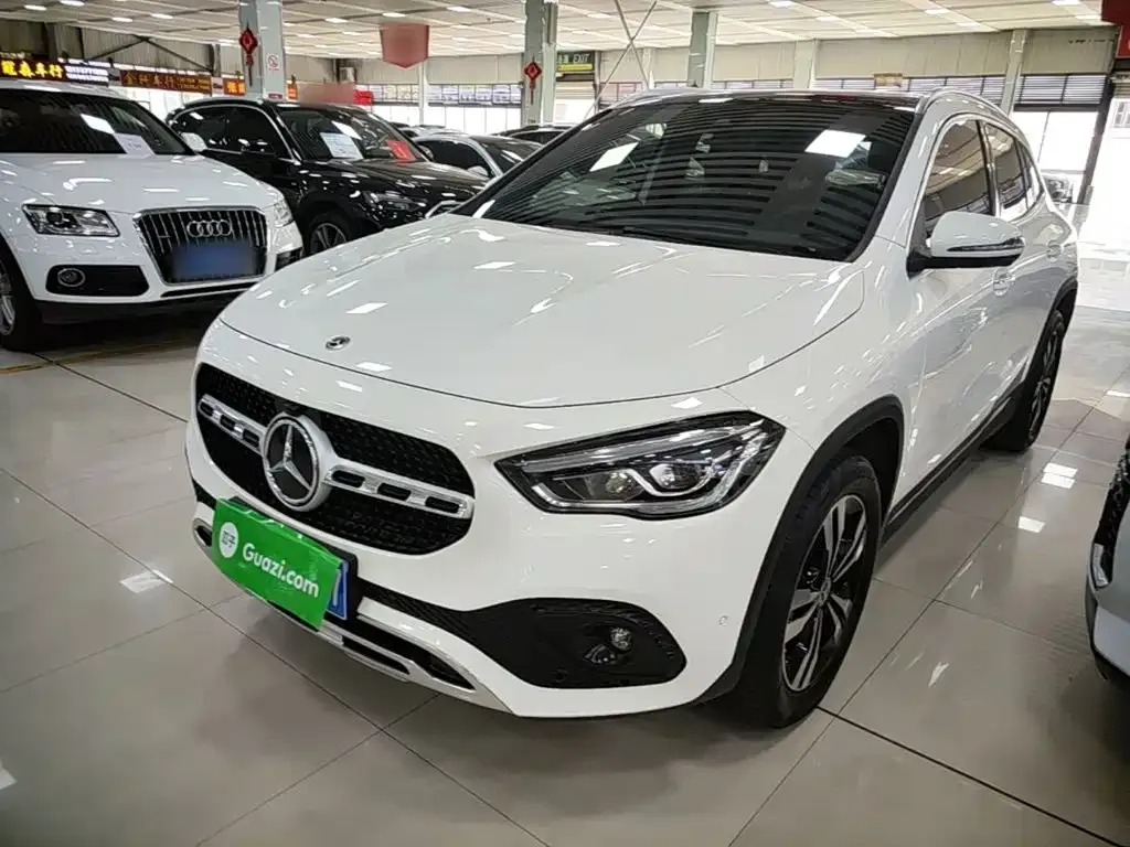 Mercedes-Benz GLA — фото 10