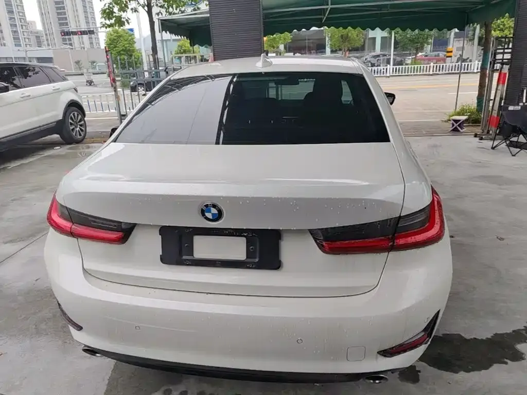 BMW 3 Series — фото 10