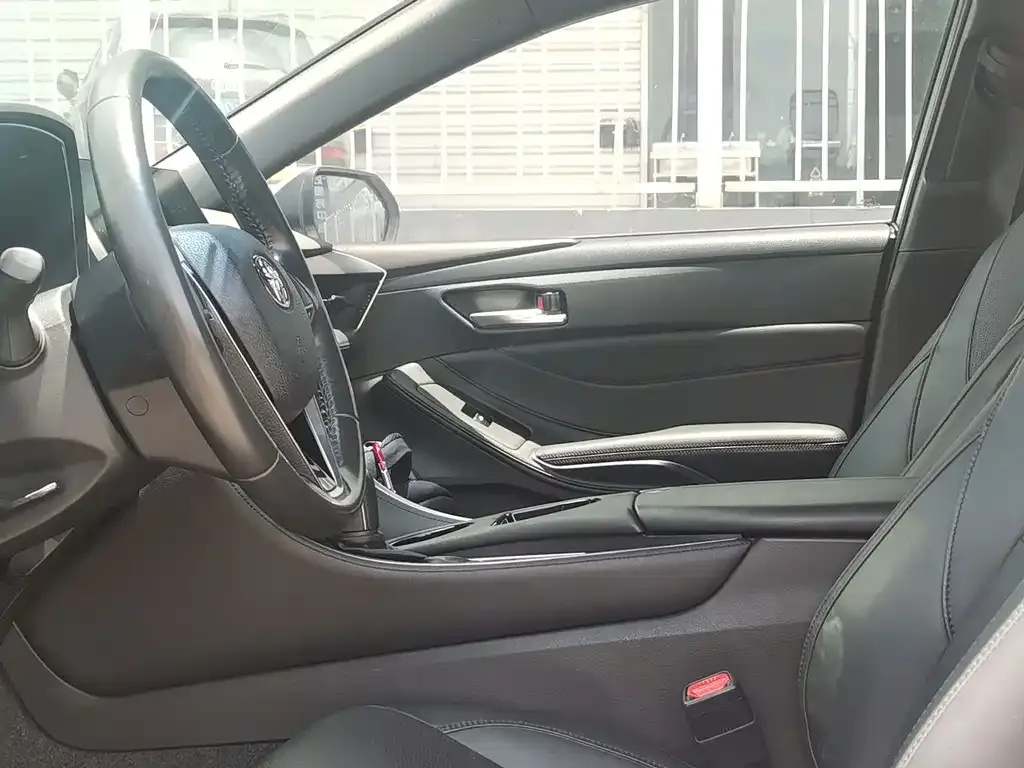 Toyota Avalon 2023 из CN, фото 4