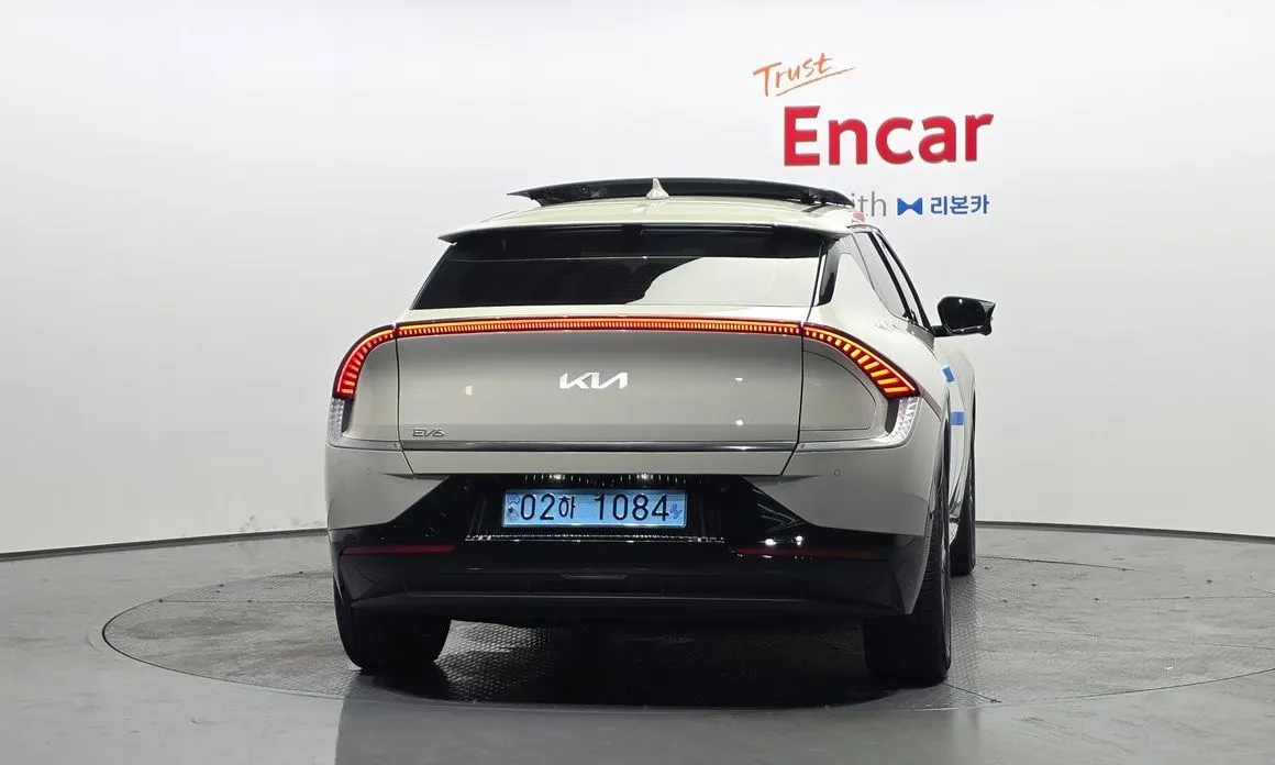 Kia EV6 — фото 7