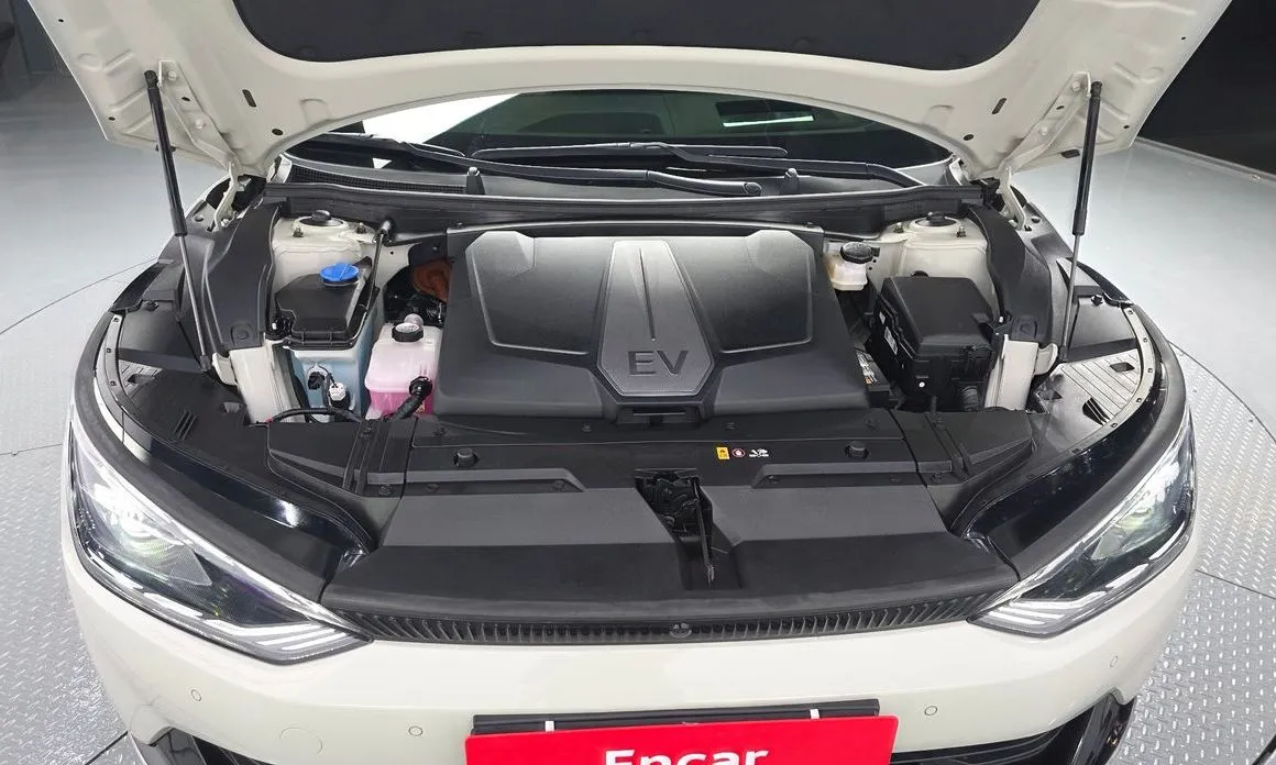 Kia EV6 — фото 10