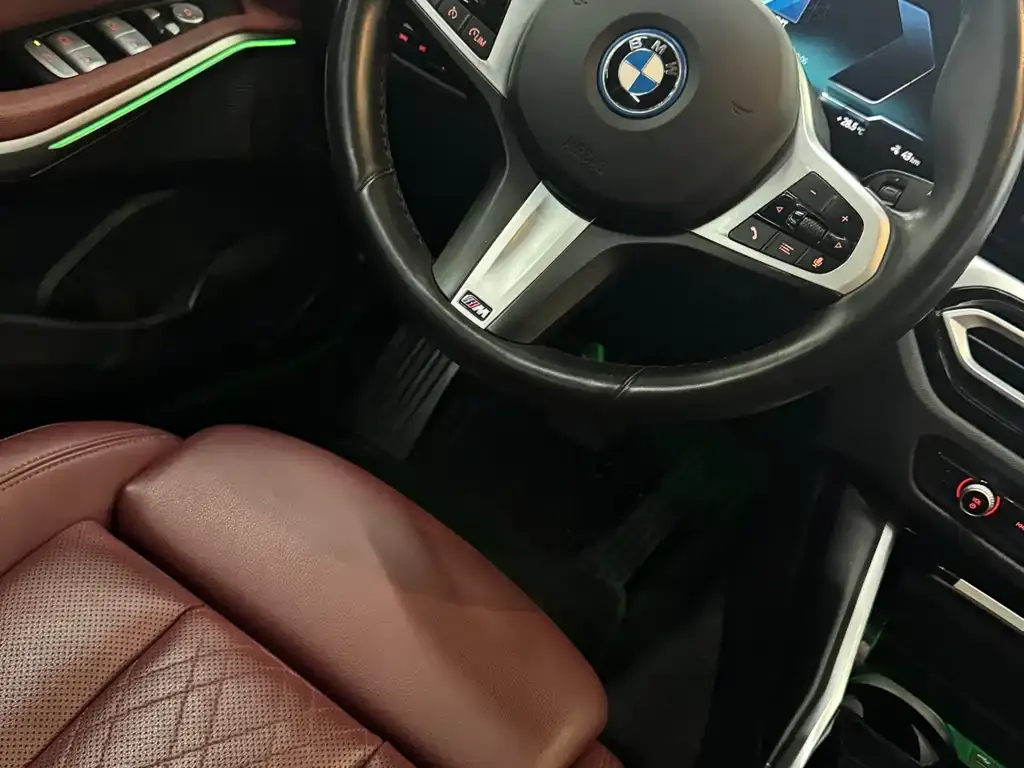 BMW i3 — фото 9