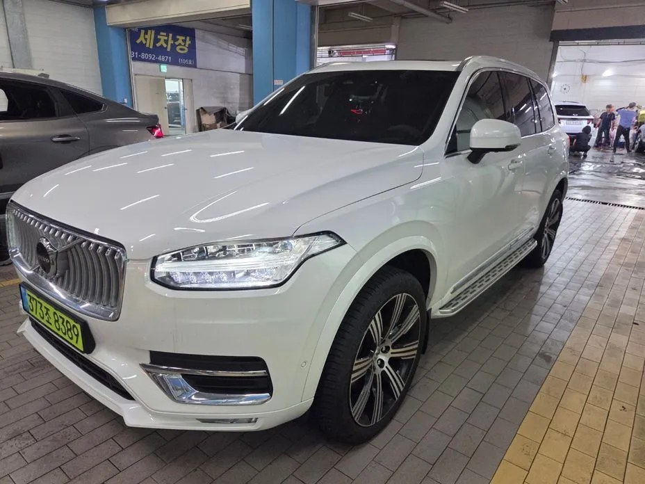 Volvo XC90 — фото 10