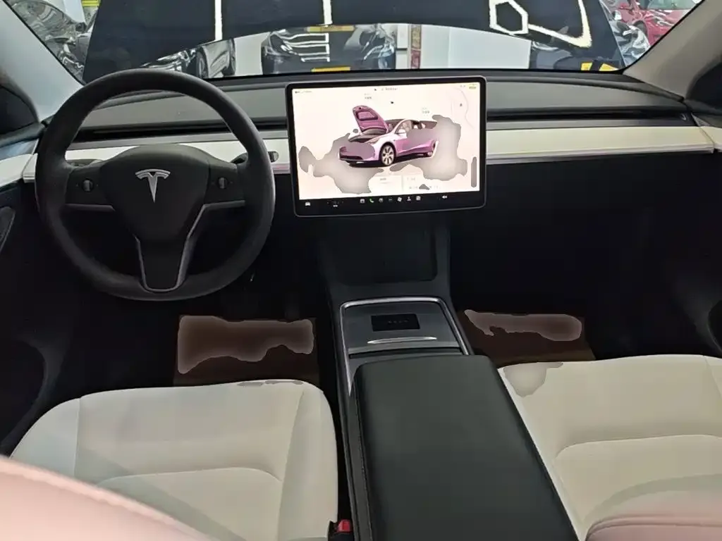 Tesla Model Y — фото 2