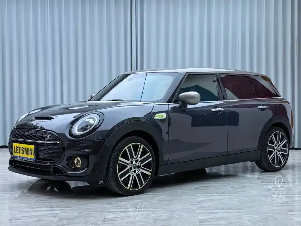 MINI Clubman — фото 3