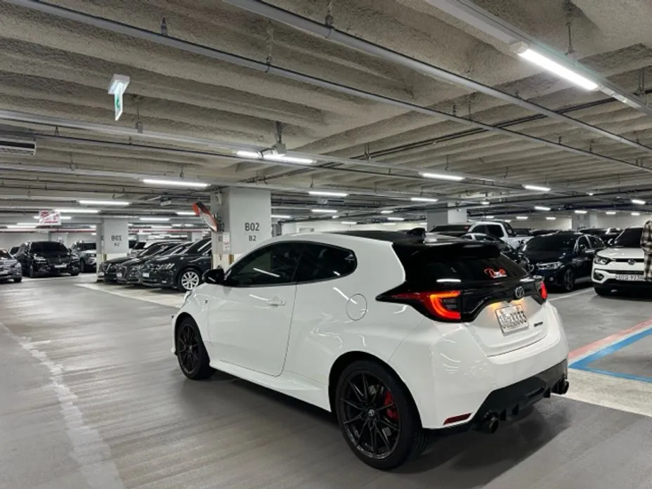 Toyota Yaris(Vitz) 2022 из KR, фото 8