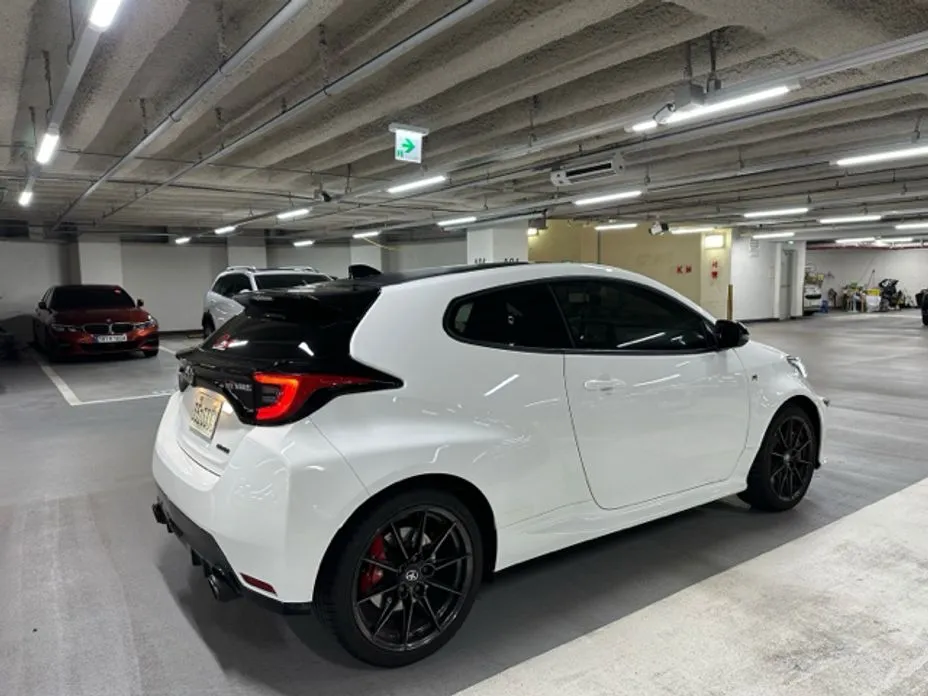 Toyota Yaris(Vitz) 2022 из KR, фото 10