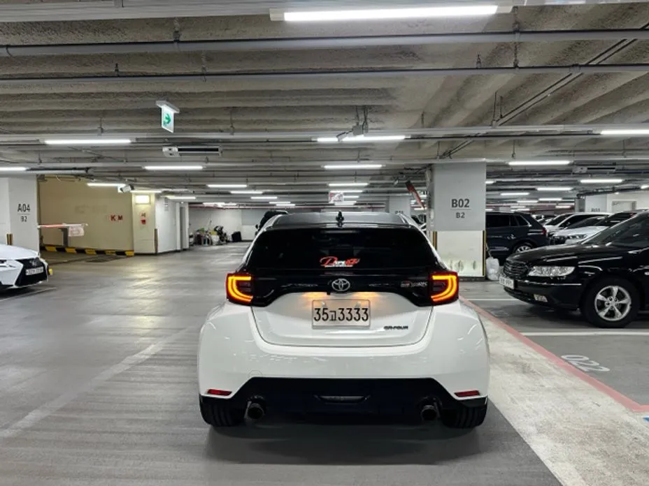Toyota Yaris(Vitz) 2022 из KR, фото 4