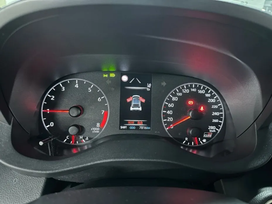 Toyota Yaris(Vitz) 2022 из KR, фото 5