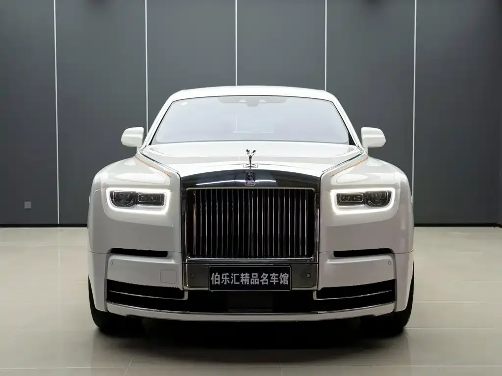 Rolls-Royce Phantom — фото 2