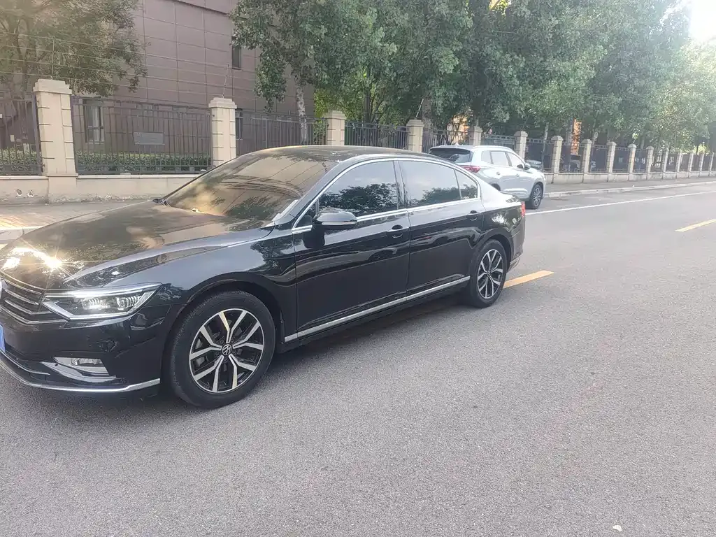 Volkswagen Magotan 2022 из CN, фото 5