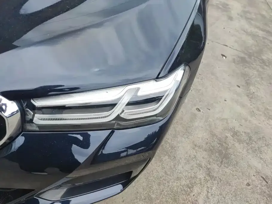 BMW 5 Series — фото 10