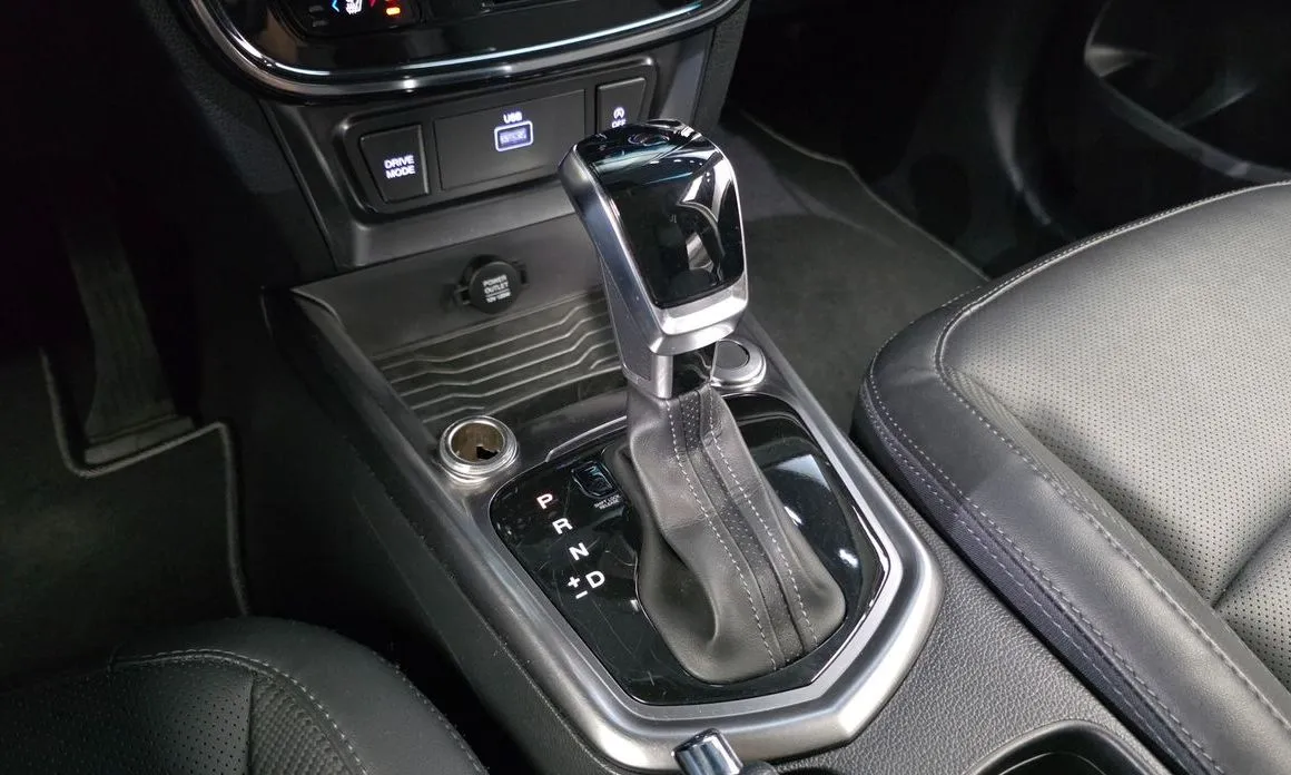 KG Mobility (Ssangyong) TIBOLI 2022 из KR, фото 6