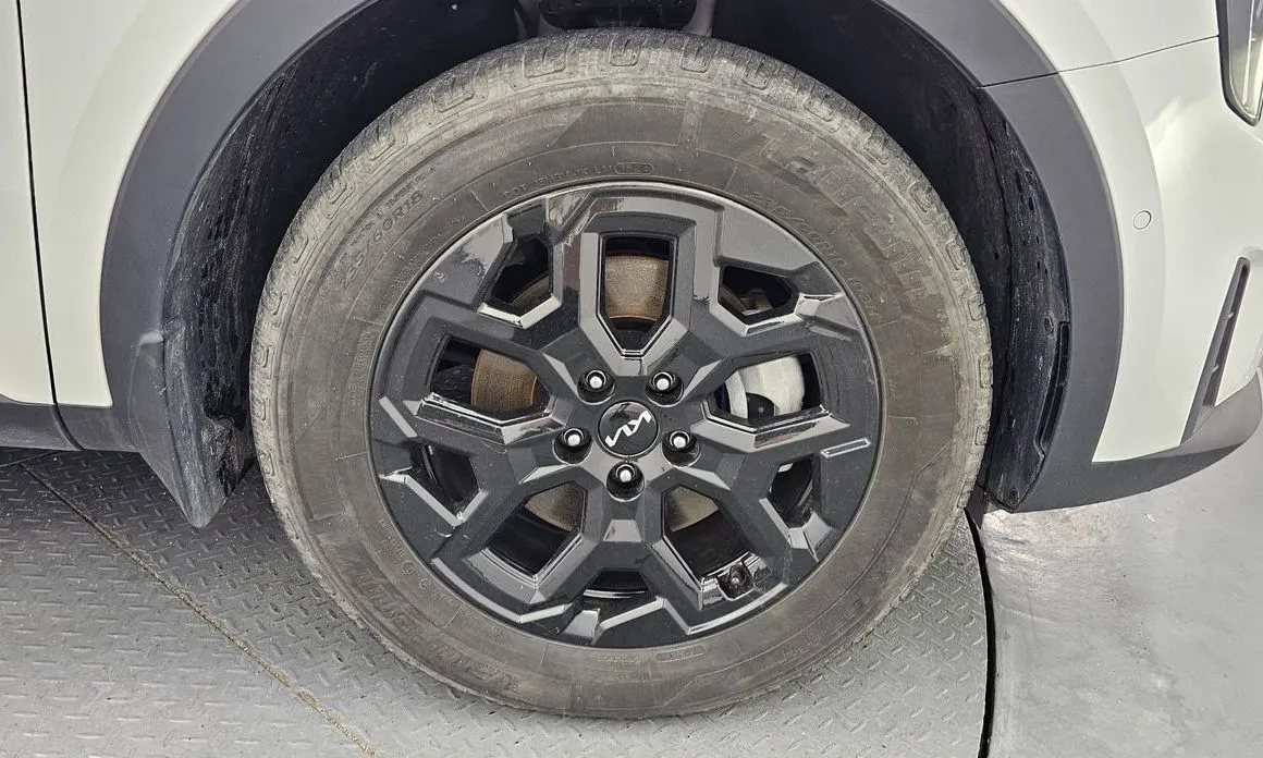 Kia Sorento — фото 5