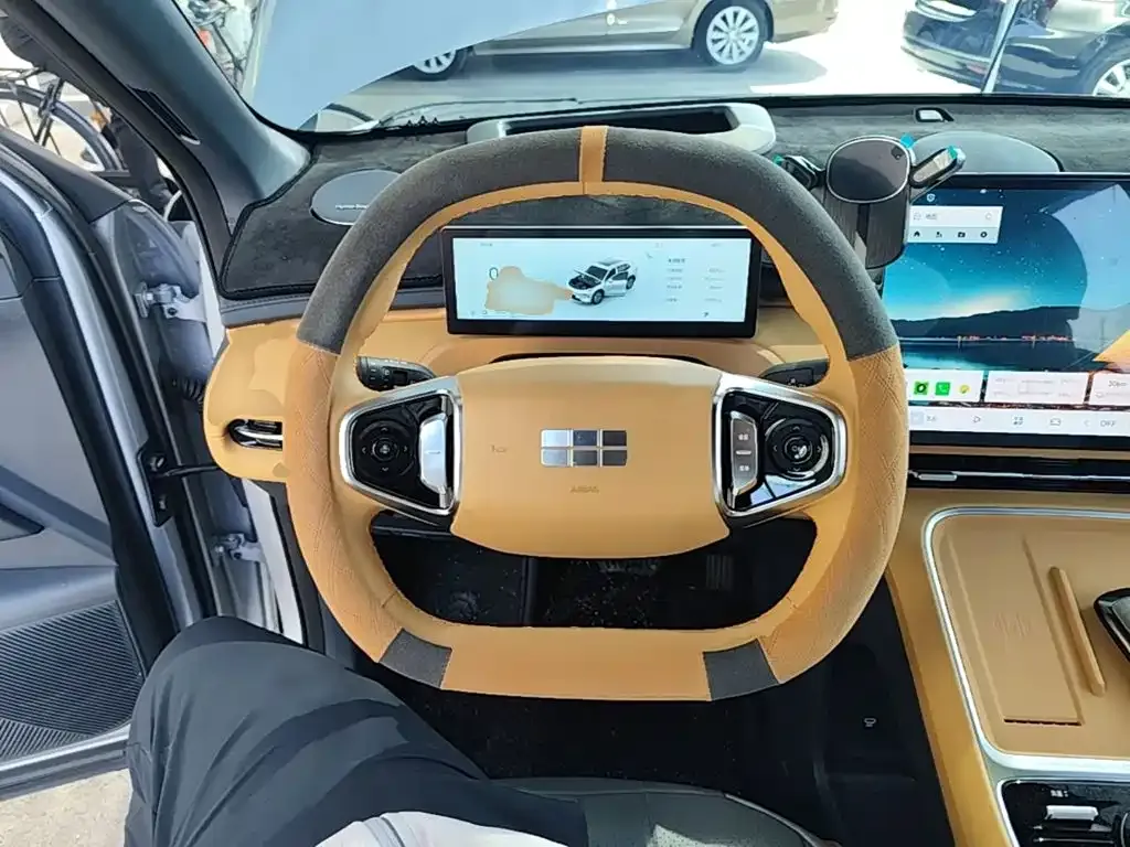 Geely Galaxy Xingjian 7 — фото 10