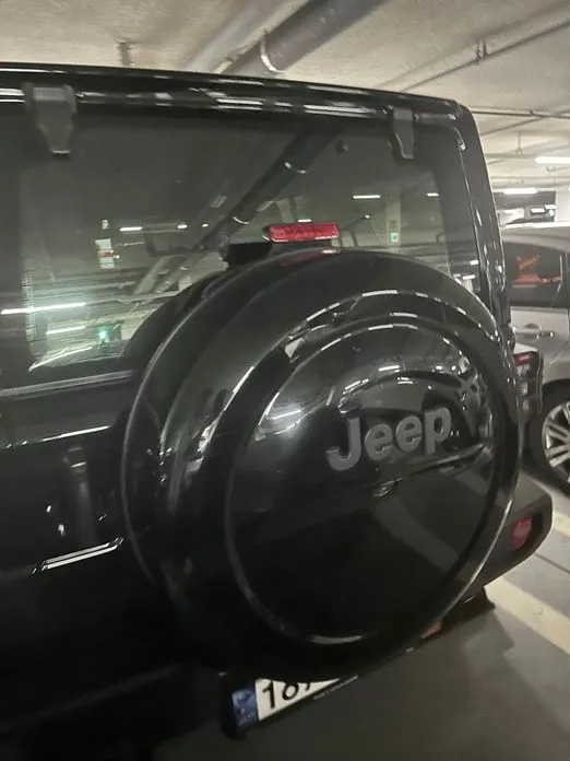 Jeep Wrangler 2021 из KR, фото 4