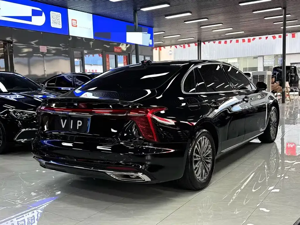 Hongqi H5 — фото 6