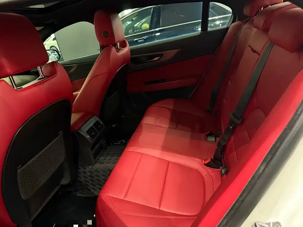 Jaguar XEL 2023 из CN, фото 6